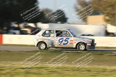 media/Jan-13-2024-CalClub SCCA (Sat) [[179f4822a7]]/Group 6/Sunset (Race)/